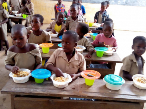 School canteen project: Government prepares local authorities to take over